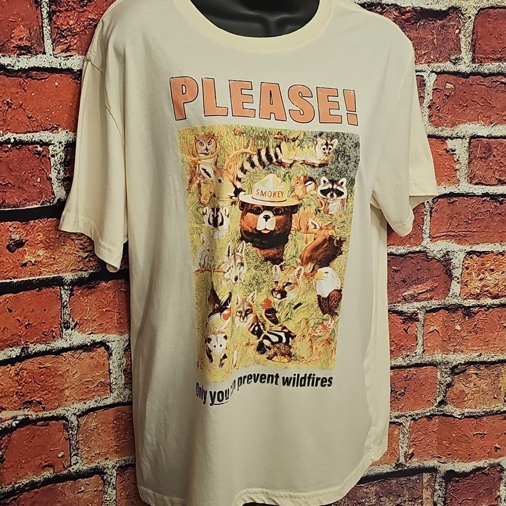 Smoky the Bear T Shirt EUC size Large